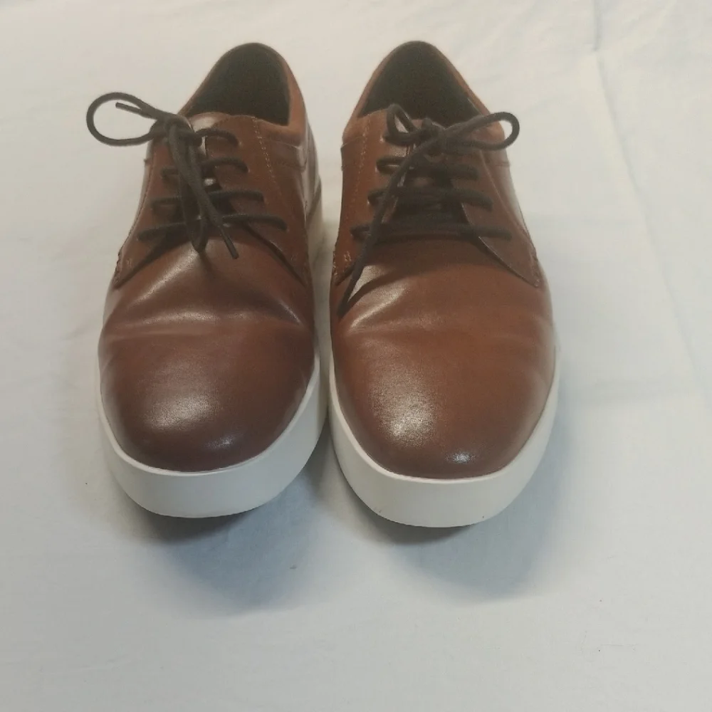 Calvin Klein Men's Tan Leather Oxfords‎
